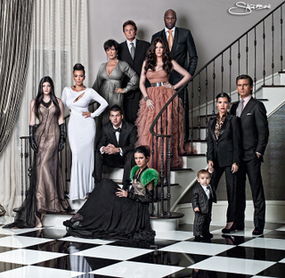 Illustration for article titled Vintage Kardashian Holiday Cards: Old Noses, Awkward Poses